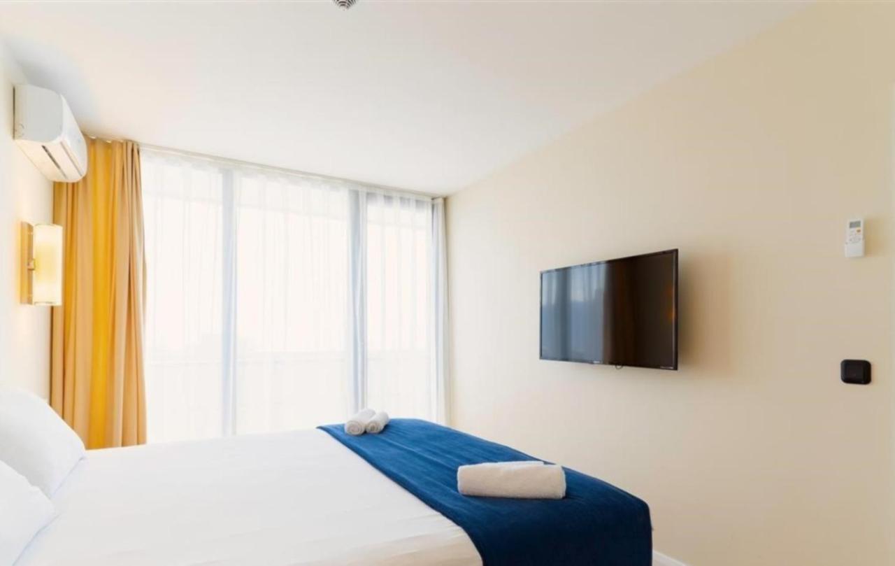 Orbi City Batumi Sea View Aparthotel Exterior photo