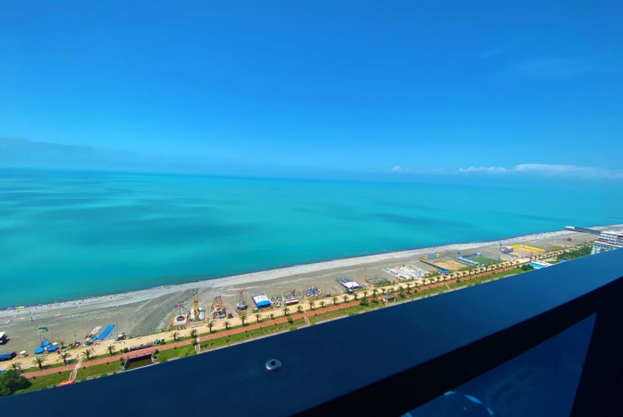 Orbi City Batumi Sea View Aparthotel Exterior photo